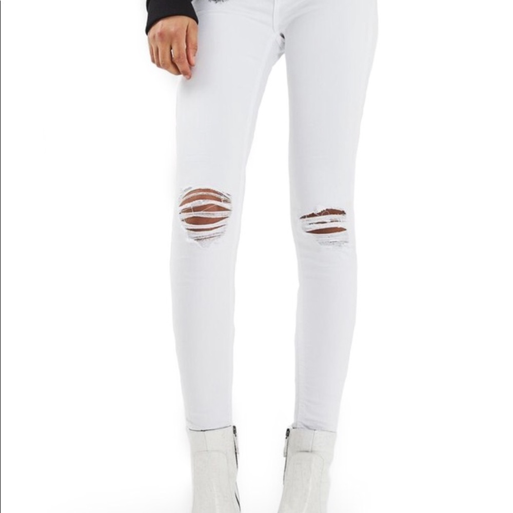 White ripped skinny jeans